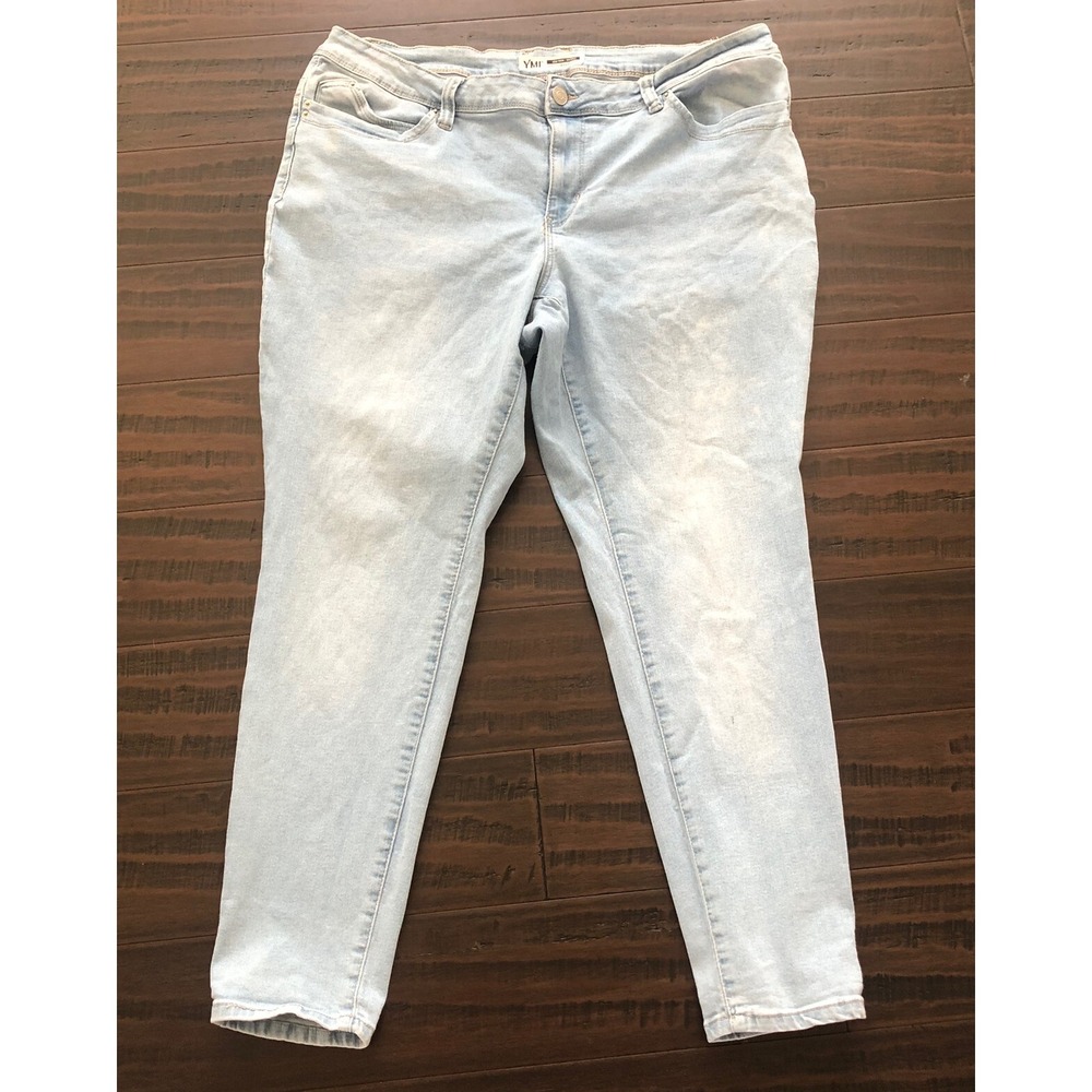 YMI Jeans Womens 22 WannaBettaButt Stretch Light Wash Mid Rise Skinny Denim
